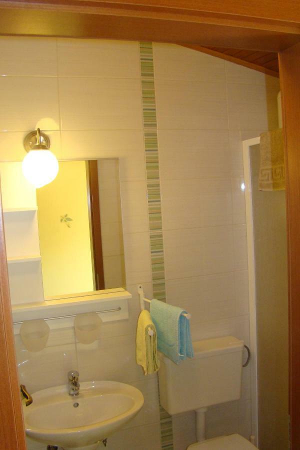 Apartmans Renata - Brseč Bagian luar foto