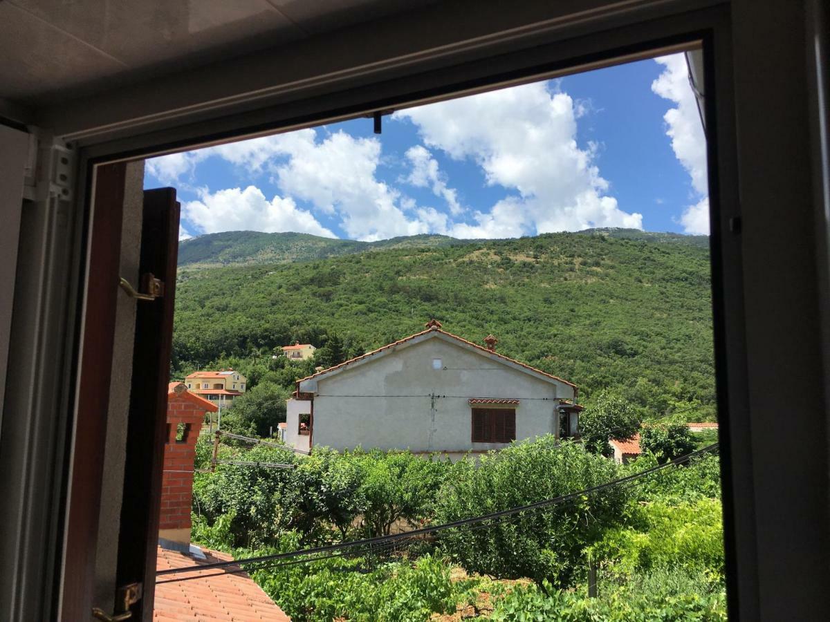Apartmans Renata - Brseč Bagian luar foto